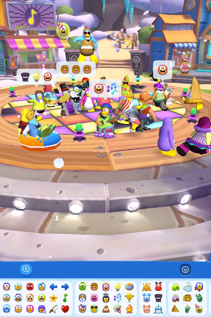 Club Penguin Island screenshot #5