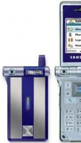Samsung D700